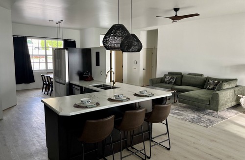 Cockburn Town Villa | PRIVATE VILLA WITH BREATHTAKING OCEAN VIEWS