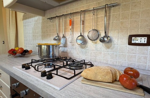 Ferretto Villa | Private Villa with A/C, private pool, WIFI, TV, pets allowed, panoramic view, close to Cortona