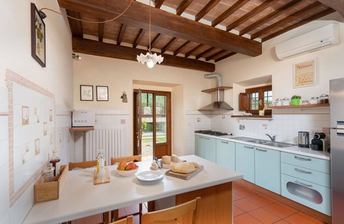 Subbiano Villa | Private Villa with hot tub, private pool, WIFI, A/C, TV, patio, panoramic view, close to Arezzo