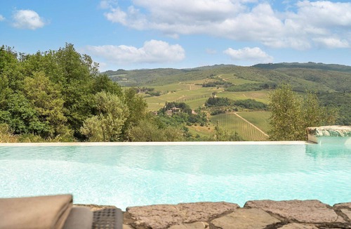 Radda in Chianti Villa | Private Villa with hot tub, WIFI, private pool, TV, patio, panoramic view, close to Greve In Chianti