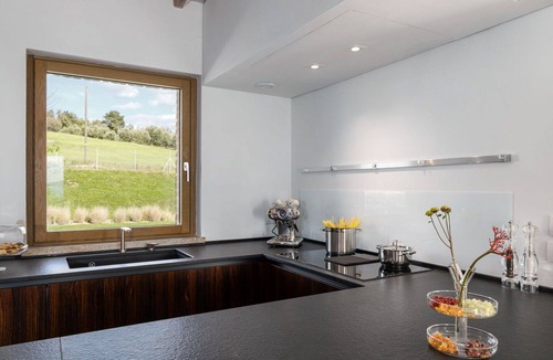 Volterra Villa | Private Villa with hot tub, A/C, private pool, WIFI, patio, pets allowed, close to San Gimignano