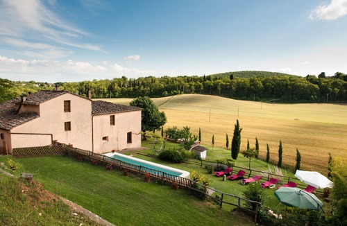 Simignano Villa | Private Villa with hot tub, A/C, WIFI, private pool, TV, patio, panoramic view, close to Siena