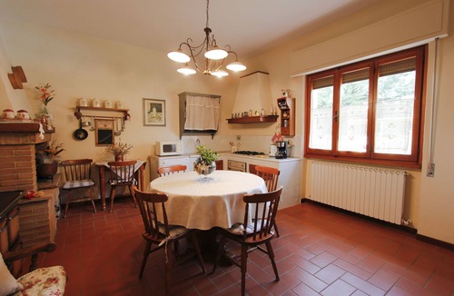 Laterina Villa | Private villa with pool near Arezzo nestled in the Natural Reserve of Bandella
