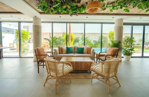 Al Barsha 1 Villa | Private villa with pool