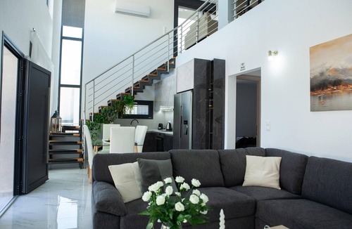 Gouvai House | Private Villa with Pool & Terrace
