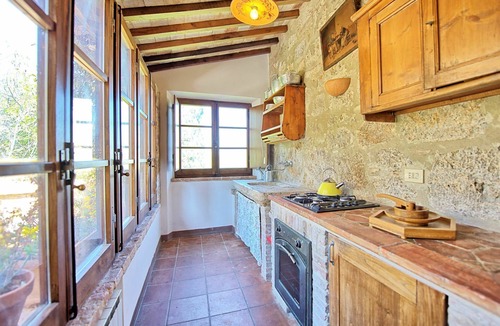 Sarteano Villa | Private Villa with private pool, WIFI, pets allowed, panoramic view, parking, close to Montepulciano