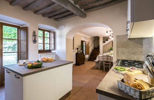 Ferretto Villa | Private Villa with private pool, hot tub, WIFI, A/C, TV, patio, panoramic view, close to Cortona