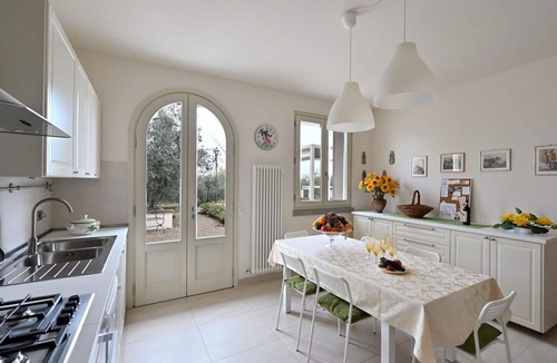 Figline e Incisa Valdarno Villa | Private Villa with private pool, A/C, WIFI, TV, terrace, panoramic view, close to Greve In Chianti