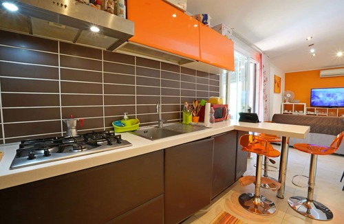 Ameglia Villa | Private Villa with private pool, A/C, WIFI, TV, veranda, pets allowed, parking, close to La Spezia