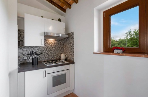 Sinalunga Villa | Private Villa with WIFI, private pool, A/C, TV, patio, panoramic view, close to Montepulciano