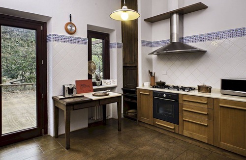 Cignano Villa | Private Villa with WIFI, private pool, A/C, TV, patio, panoramic view, parking, close to Siena