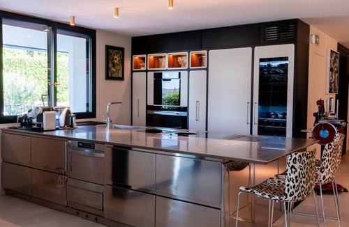Pedemonte Villa | Private Villa with WIFI, private pool, A/C, sauna, TV, patio, panoramic view, close to Verona
