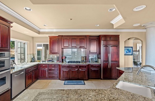 Fairfield Villa | Private Vineyard Estate Near Napa