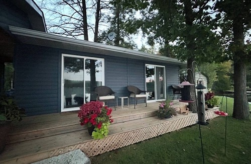 Trent Lakes Cottage | Private Waterfront Point |Surrounded by Water, Fire Pit & Kayaks Included
