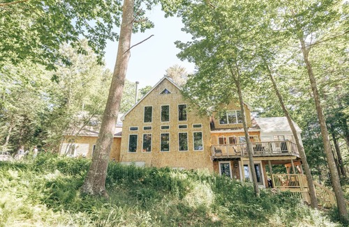 Freeport House | Private Waterfront Estate in Freeport with Fire Pit, Kayaks, & Water Views