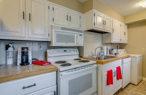 Ellendale House | Private Yard! Pet-Friendly Memphis Adventure Hub