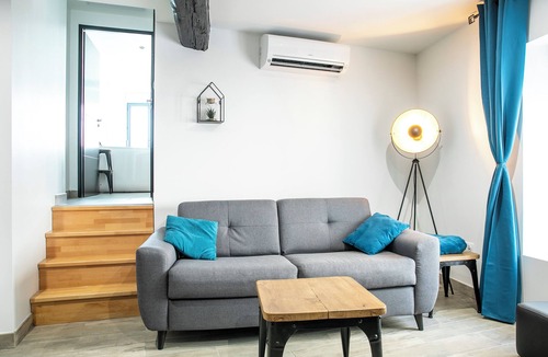 Chablis Apartment | Privatization: 2 Spa & Sauna Suites in Chablis