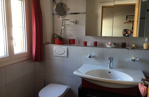 Sent Apartment | Privatzimmer bügl süt, (Sent) by Interhome