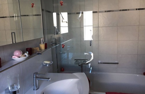 Sent Apartment | Privatzimmer bügl süt, (Sent) by Interhome