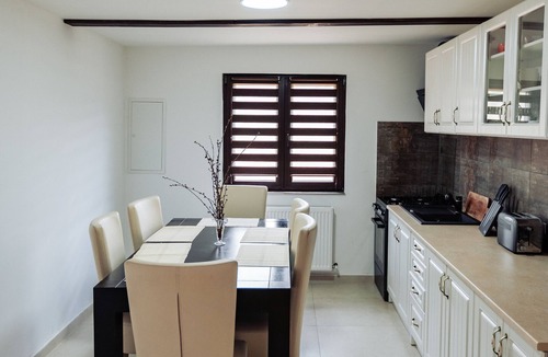 Josenii Bargaului House | Prive nest king size beds Transilvania Colibita