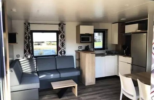 Thonac House | Privilege 3-Room Mobile Home for 4 People, Air-Conditioned + TV