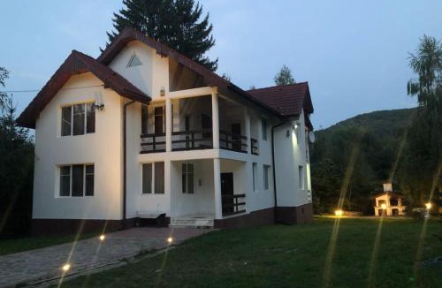 Simbata de Sus Villa | Privilegio 148 Sâmbăta