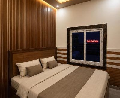 Govardhan Hotel | Priya Dham