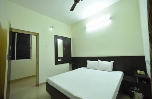 Erode Hotel | PRM Aruna Lodge