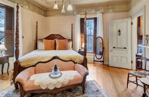 Wrentham Bed & Breakfast | Proctor Mansion Inn