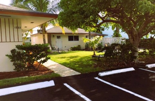 Sugar Sands Condo | Professional 2 Bedroom Condo on Singer Island, FL. FREE parking. Beach 5 min.