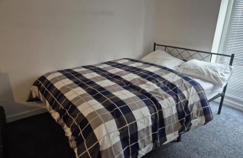 Erdington Apartment | Professional Studio