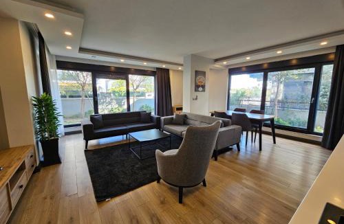 Lara Apartment | Professionally Maintained, Spacious New Residences Near Lara Beach & Kundu