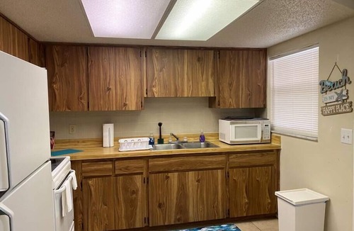 Crystal River Apartment | Professor Rousseau's Mermaid Lagoon