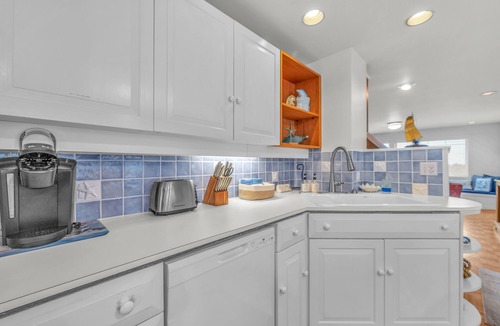 Seaside House | Promenade Home, Steps from the Beach, Large Deck