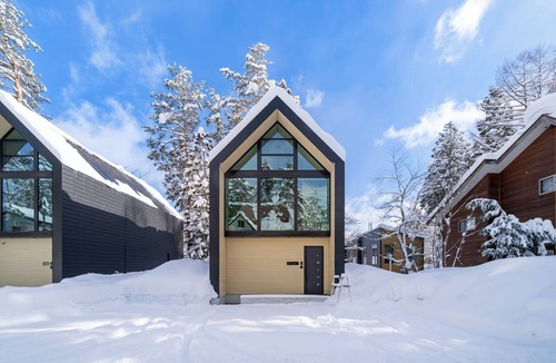Echo Land Ski Chalet | Prominence