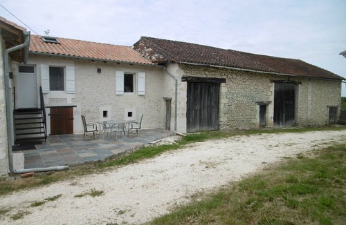Douchapt House | Propriéte de Campagne Rénovée Proche des Randonnées et de la Rivière