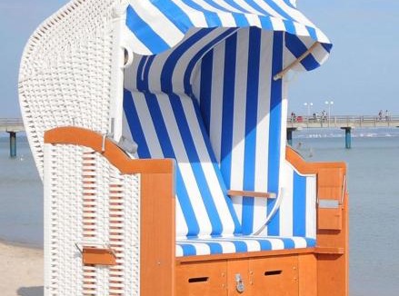 Prora Apartment | Prora - Wohnung mit Strandkorb am Strand - Strandhafer