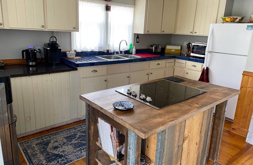 Prospect Bay Cottage | Prospect Bay Oceanfront - Close to Halifax/Peggy's Cove & More STR2627B0763