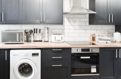 Allendale House | Prospect Cottage