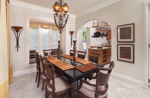 Prospect House | Prospect House: Elegant 5 Bedroom Retreat with Pool
