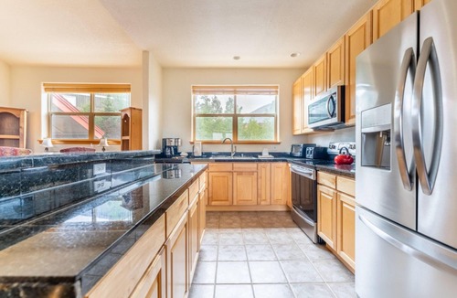 Wildernest Villa | Prospector Village 10A by Summit County Mountain Retreats
