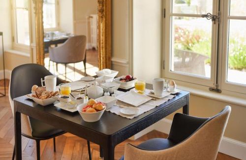 Saint-Aubin Bed & Breakfast | Prosper Maufoux - Château de Saint-Aubin