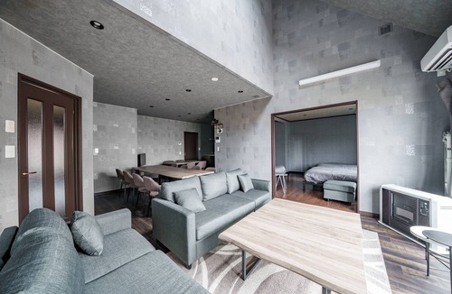 Bibai House | PROSTIMO
