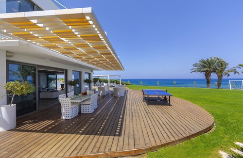 Pernera Villa | Protaras Beachfront Dream Villa
