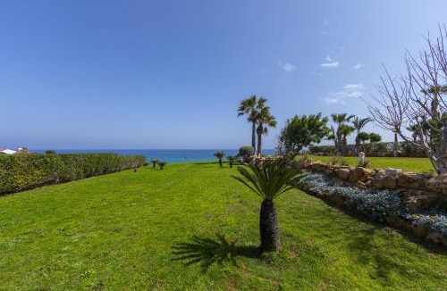 Kapparis Villa | Protaras Beachfront Villa Pietra