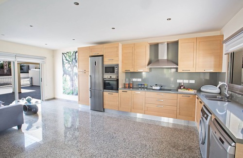 Protaras Apartment | Protaras Delfini Villa DV1 - a villa that sleeps 8 guests in 4 bedrooms