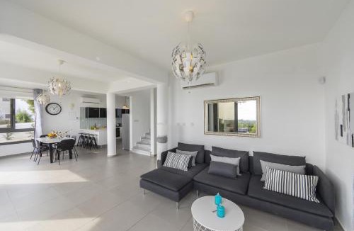 Protaras Villa | Protaras Greco Hilltop Views