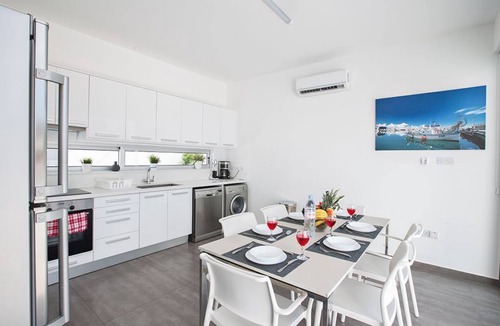 Protaras Villa | Protaras Greco Villa CCV5 - a villa that sleeps 10 guests in 5 bedrooms