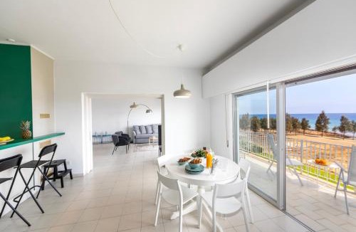 Pernera Apartment | Protaras H2O Seafront Suite