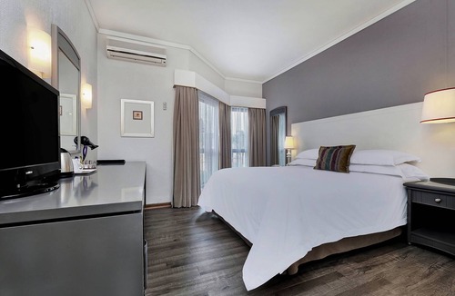 Greater Johannesburg Metropolitan Area Hotel | Protea Hotel by Marriott Midrand